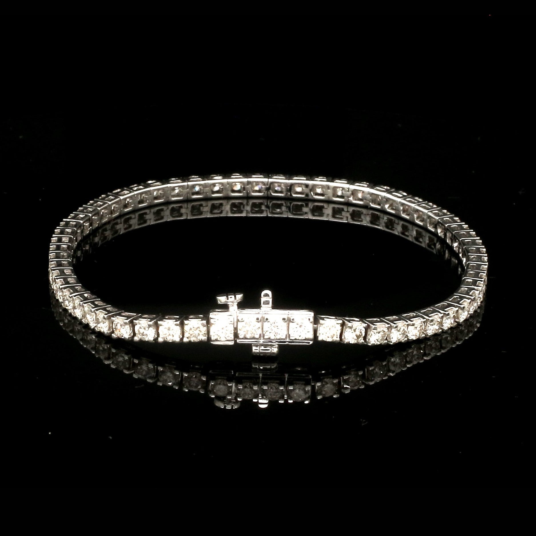 18-Pointer Diamond Tennis Bracelet 18K White Gold JL AU 755