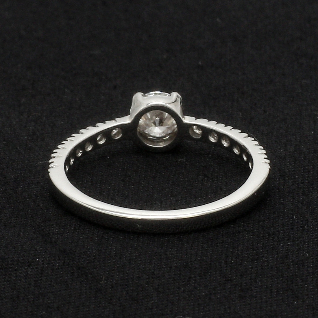 50-Pointer Astrological Skin Touch Platinum Diamond Solitaire Ring JL PT 1222-A