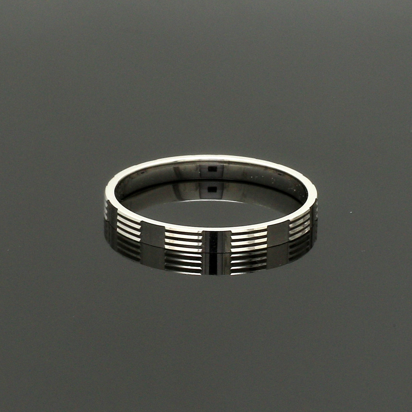 2mm Designer Japanese Platinum Women's Ring JL PT 1338   Jewelove