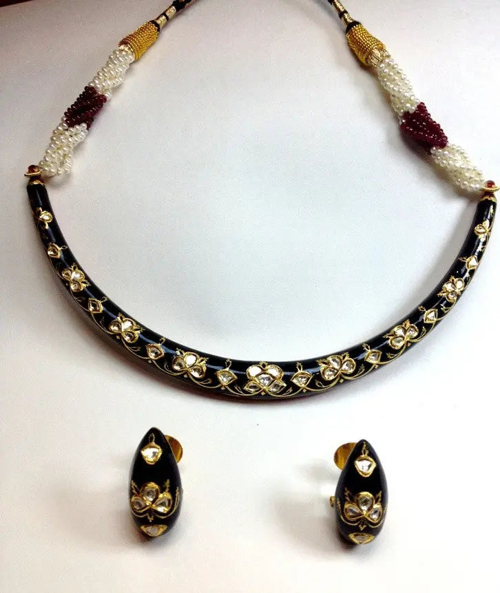 Black Meena Hasli with Uncut Diamond Polkis   Suranas Jewelove