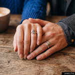 Load image into Gallery viewer, Platinum Hug Unisex Ring JL PT 938
