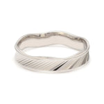 Load image into Gallery viewer, New Japanese Platinum Unisex Couple Rings JL PT 1154
