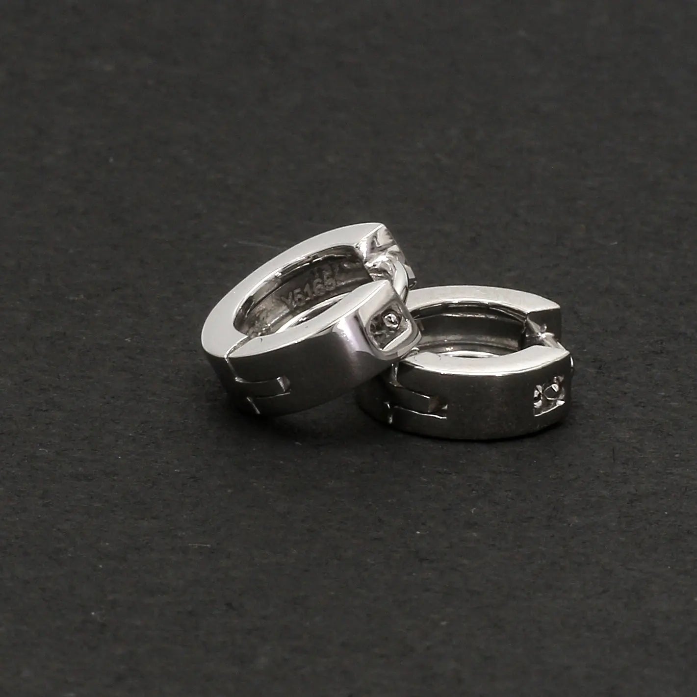 Plain Platinum Earring Bali for Men JL PT E 171   Jewelove.US