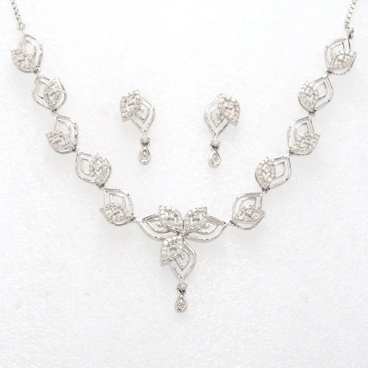 Platinum Necklace with Diamonds JL PT N34   Jewelove