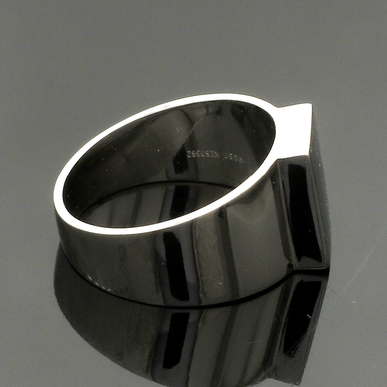Plain Platinum Ring for Men JL PT 1387