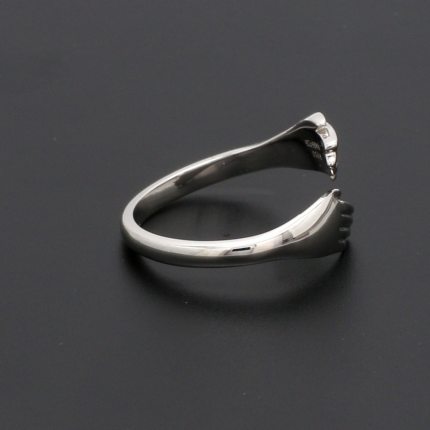 Platinum Hug Unisex Ring JL PT 938   Jewelove.US