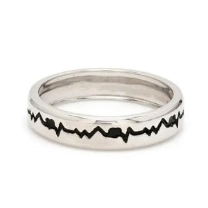 The Heartbeat Platinum Ring with Black Engraving JL PT 575   Jewelove.US