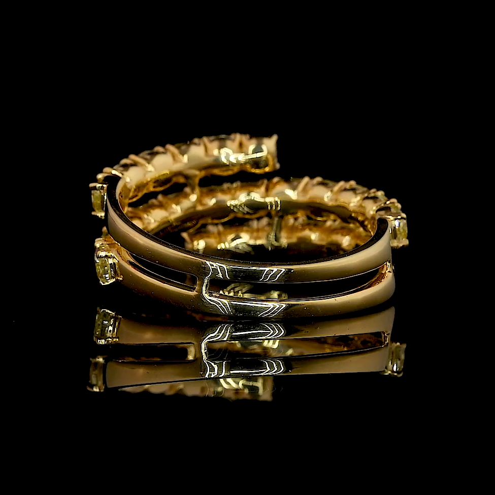 18K Yellow Gold Ring with Fancy Yellow Diamond JL AU 138