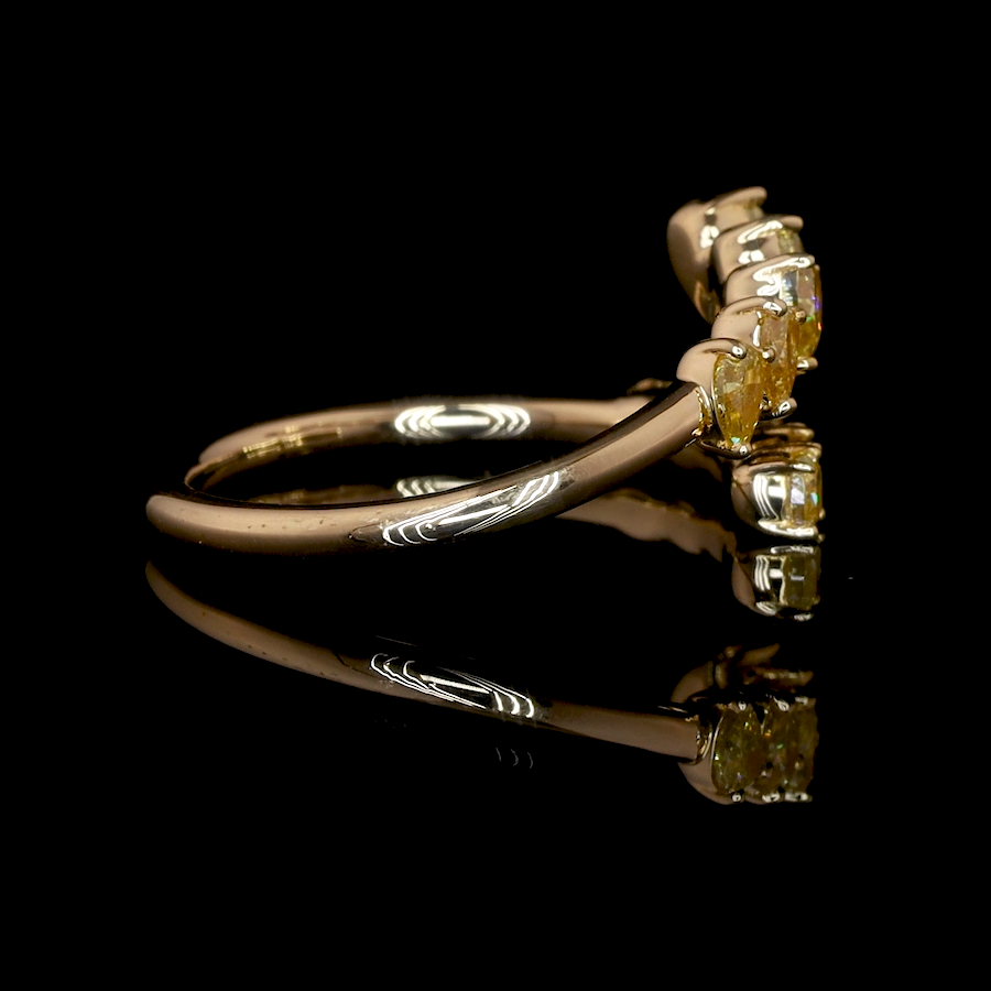 18K Yellow Gold Ring with Fancy Yellow Diamond JL AU 139