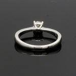 Load image into Gallery viewer, 30-Pointer Solitaire Platinum Ring JL PT RS RD 117
