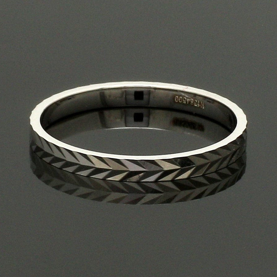 2mm Designer Japanese Platinum Women's Ring JL PT 1339