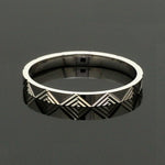 Load image into Gallery viewer, 2mm Designer Japanese Platinum Women&#39;s Ring JL PT 1340
