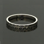 Load image into Gallery viewer, 2mm Designer Japanese Platinum Women&#39;s Ring JL PT 1341
