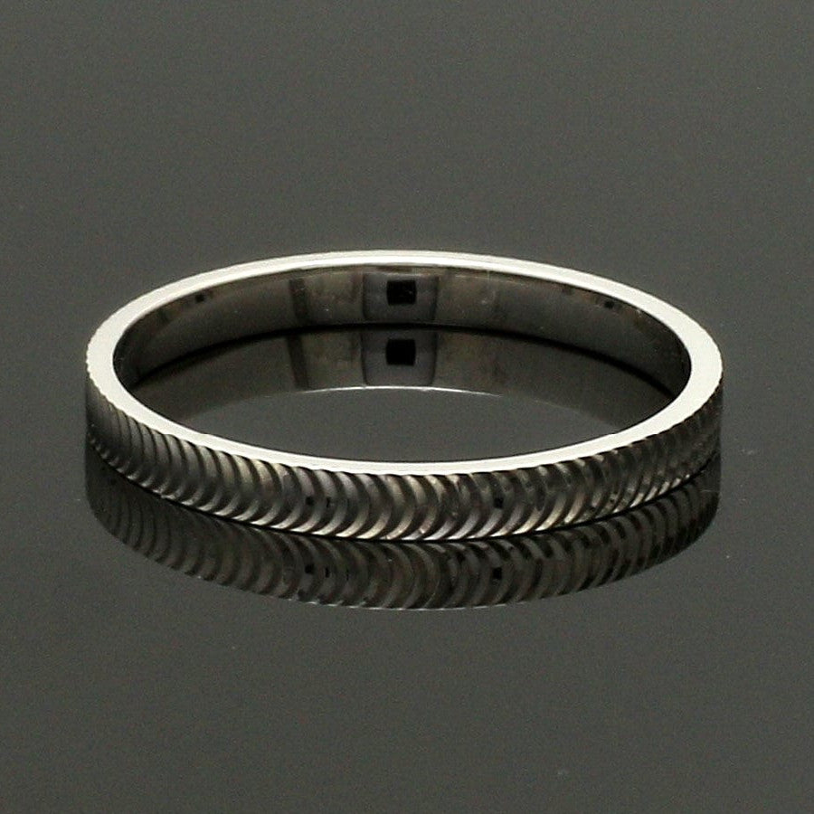 2mm Designer Japanese Platinum Women's Ring JL PT 1342