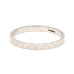 Load image into Gallery viewer, 2mm Designer Japanese Platinum Women&#39;s Ring JL PT 1347
