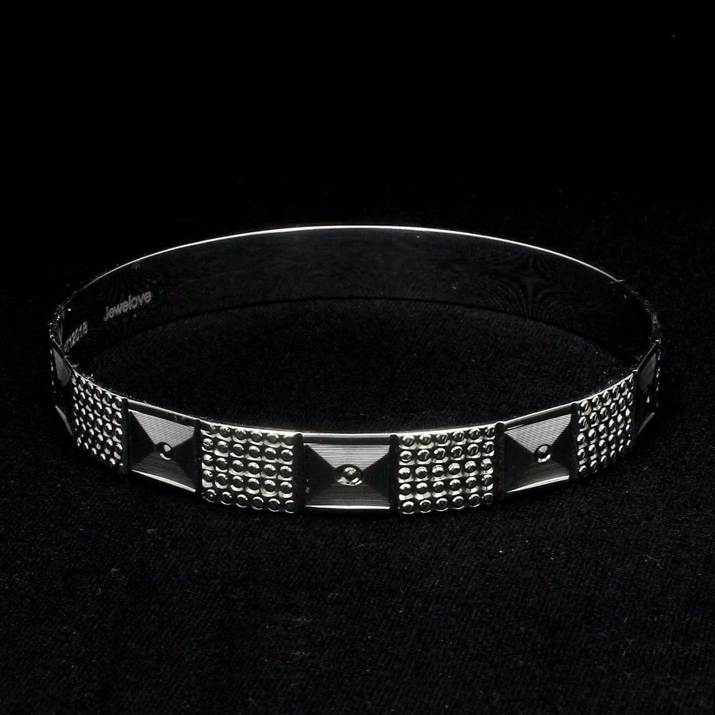 Broad Platinum Bangle for Women with Diamond Cut JL PTB 622