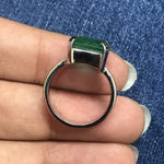 Load image into Gallery viewer, Customised Platinum Ring with Emerald
