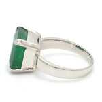 Load image into Gallery viewer, Customised Platinum Ring with Emerald
