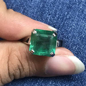 Customised Platinum Ring with Emerald