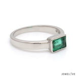 Load image into Gallery viewer, Platinum Ring with Emerald JL PT 1309
