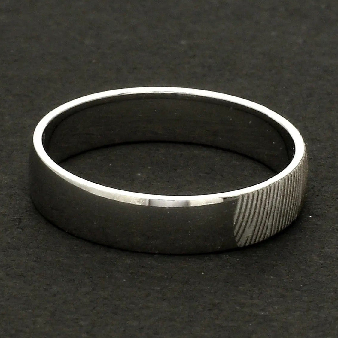Customized Fingerprint Engraved Platinum Rings for Couples JL PT 270