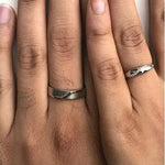 Load image into Gallery viewer, Elegant Platinum Couple Rings JL PT 453
