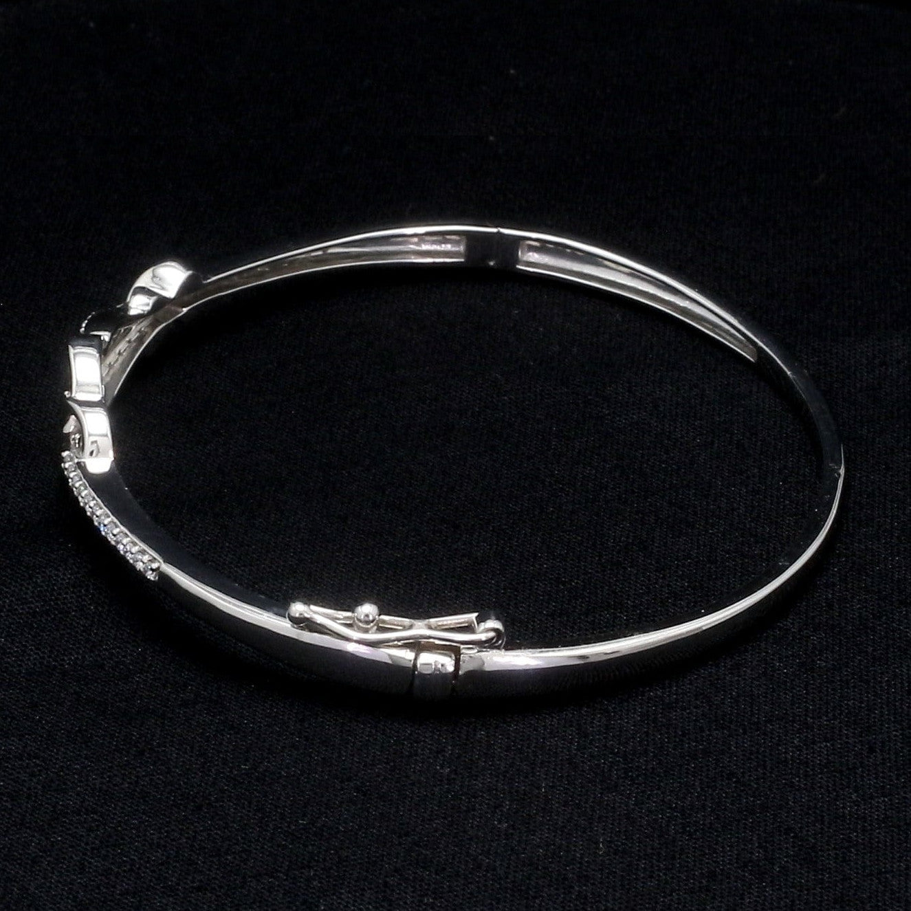 Evara Platinum Diamond Bracelet for Women JL PTB 798