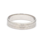 Load image into Gallery viewer, Hammer Finish Plain Platinum Band JL PT 681
