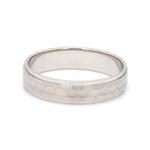 Load image into Gallery viewer, Hammer Finish Plain Platinum Band JL PT 681
