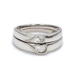 Load image into Gallery viewer, Platinum Love Bands with Complementary Hearts JL PT 243
