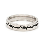 Load image into Gallery viewer, The Heartbeat Platinum Ring with Black Engraving JL PT 575
