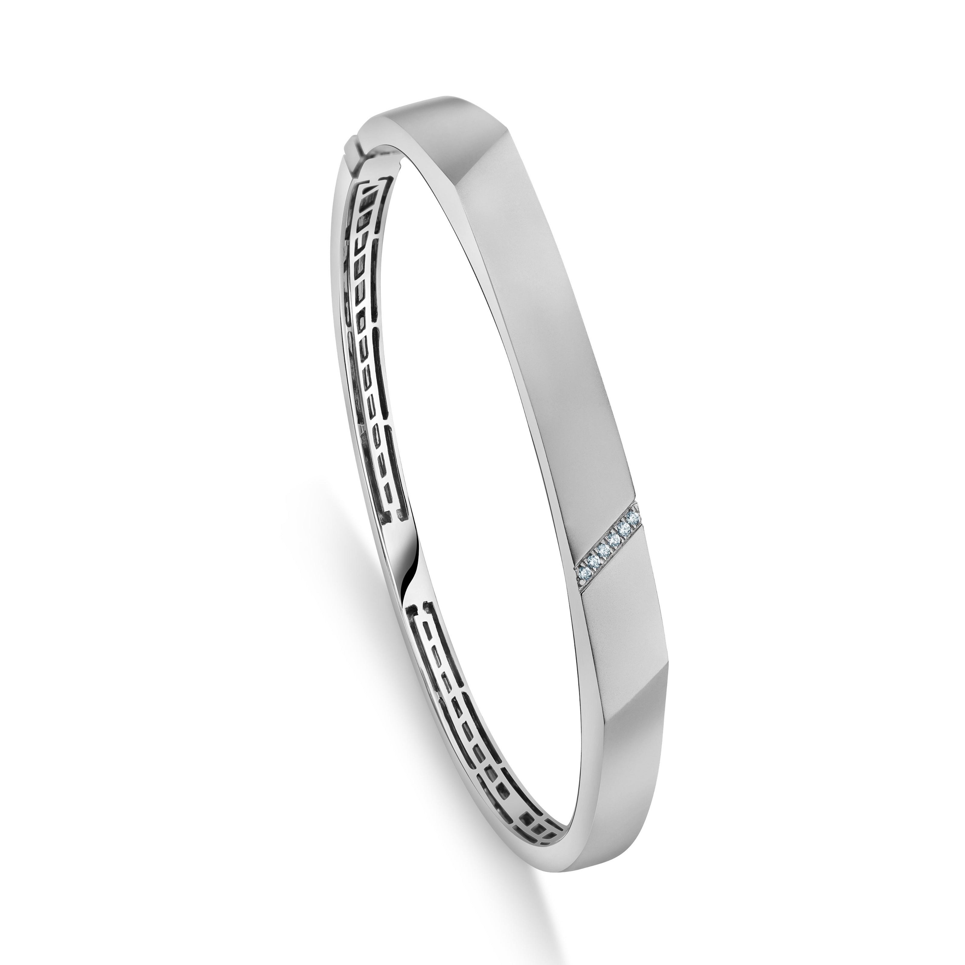 Buy ZIVOM Daily Wear Platinum Silver Stainless Steel Oval Bangle Bracelet  Men Online at Best Prices in India - JioMart.