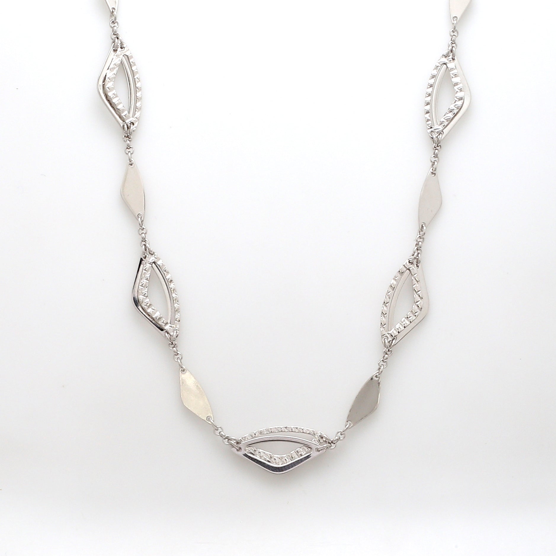Platinum Womens Diamond Necklace 40.00 Ctw – Avianne Jewelers