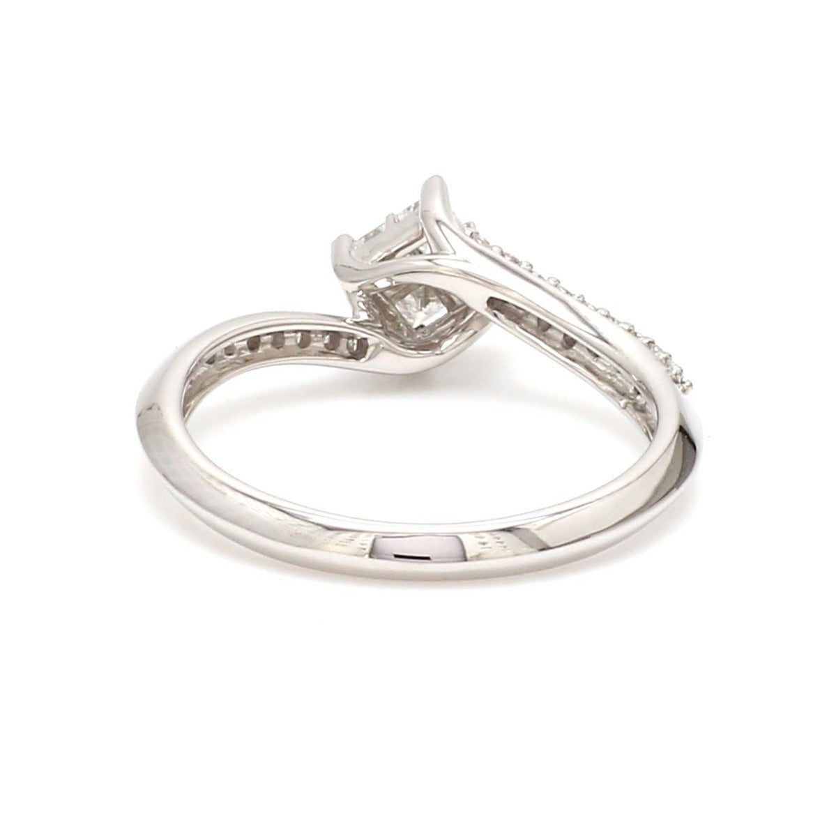 Princess Cut Solitaire-look Platinum Engagement Ring for Women JL PT 1010