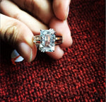 Load image into Gallery viewer, Customised Platinum Rings with Aquamarine
