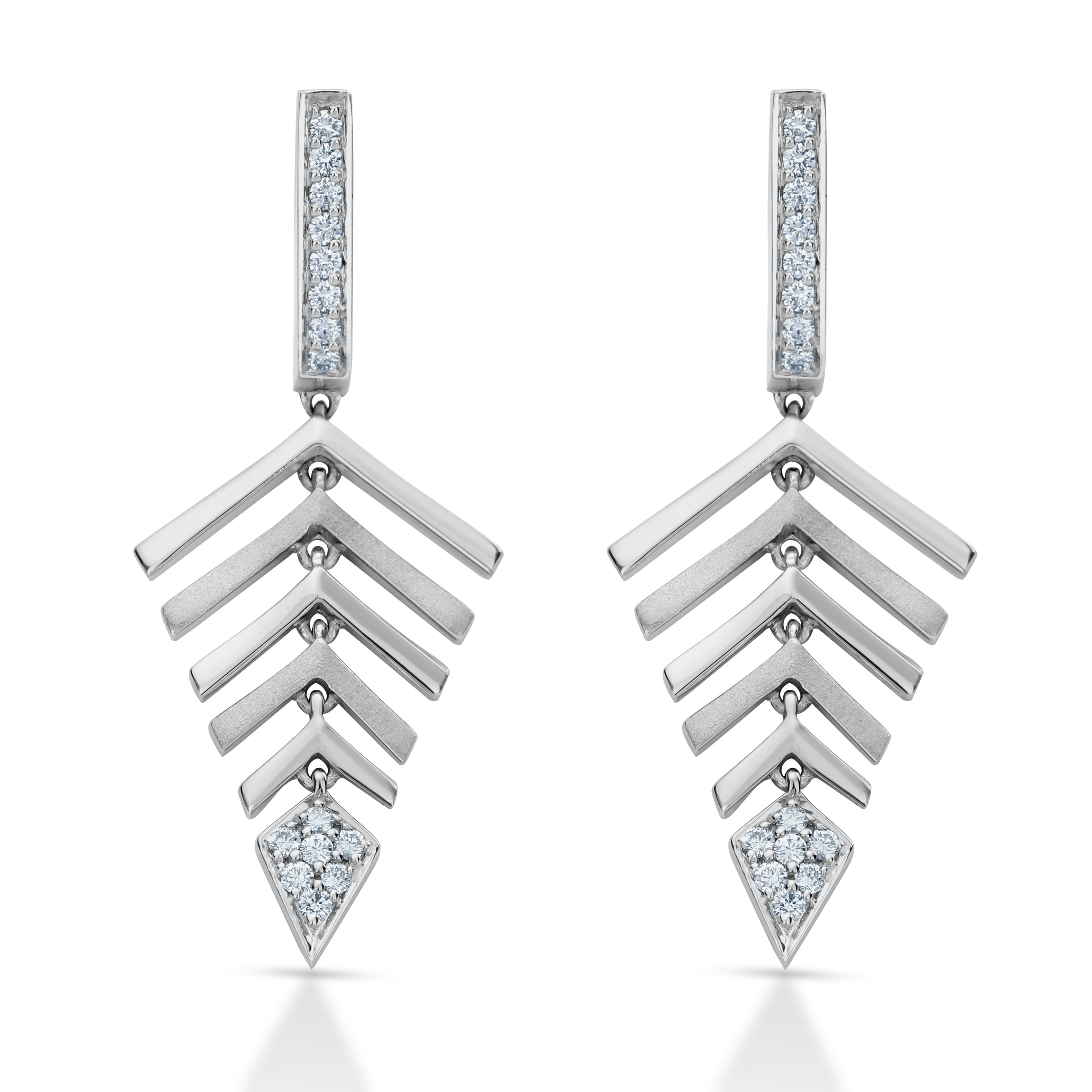 Platinum Evara Leaf Motif Women's Earrings JL PT E 192   Jewelove.US