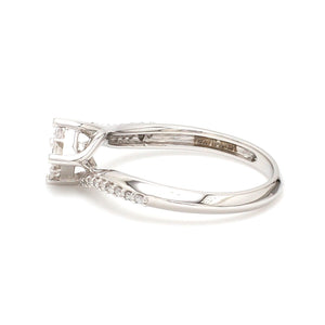 Princess Cut Solitaire-look Platinum Engagement Ring for Women JL PT 1010