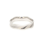Load image into Gallery viewer, Side View of New Japanese Platinum Unisex Women&#39;s Rings JL PT 1154
