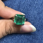Load image into Gallery viewer, Customised Platinum Ring with Emerald
