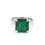 Load image into Gallery viewer, Customised Platinum Ring with Emerald
