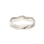 Load image into Gallery viewer, Front View of New Japanese Platinum Unisex Women&#39;s Rings JL PT 1154
